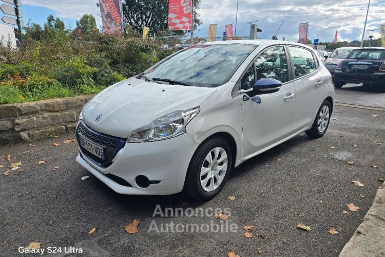 Peugeot 208 1.0l ess 68ch Like 83 000km GARANTIE - <small></small> 4.990 € <small>TTC</small> - #1