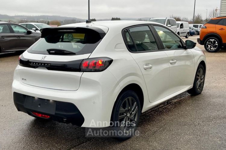 Peugeot 208 1.2 100CH ACTIVE PACK EAT8 BLANC BANQUISE - <small></small> 19.840 € <small></small> - #3