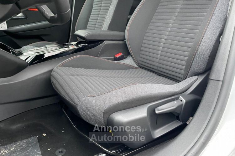 Peugeot 208 1.2 100CH ACTIVE PACK EAT8 BLANC BANQUISE - <small></small> 19.840 € <small></small> - #27