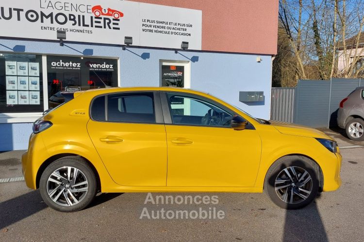 Peugeot 208 1.2 100ch STYLE EAT8 1ERE MAIN - <small></small> 19.990 € <small>TTC</small> - #7