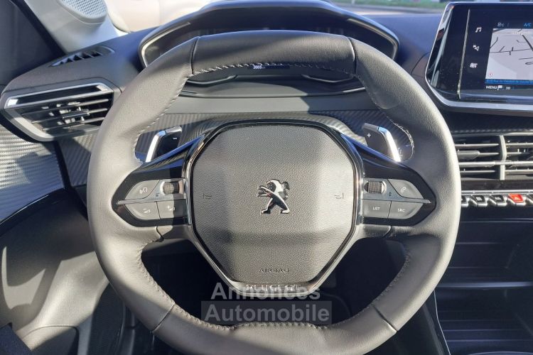 Peugeot 208 1.2 100ch STYLE EAT8 1ERE MAIN - <small></small> 19.990 € <small>TTC</small> - #17