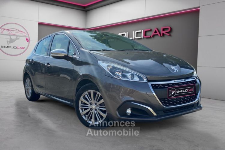 Peugeot 208 1.2 110ch EAT6 Allure CARPLAY/RADAR/DISTRI NEUVE - GARANTIE 12 MOIS - - <small></small> 11.490 € <small>TTC</small> - #1