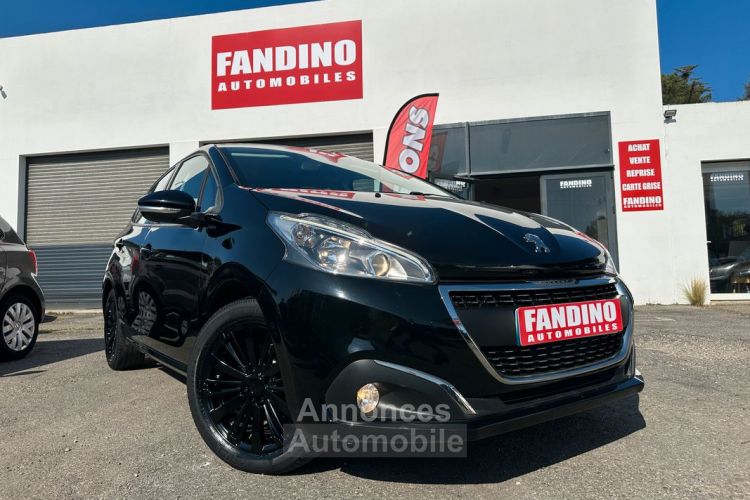 Peugeot 208 1.2 110Ch Tech Edition 5P - <small></small> 10.990 € <small>TTC</small> - #1