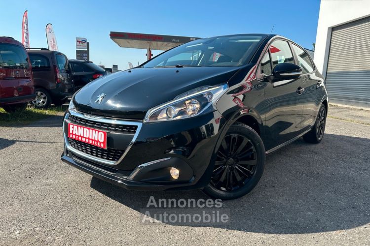 Peugeot 208 1.2 110Ch Tech Edition 5P - <small></small> 10.990 € <small>TTC</small> - #4