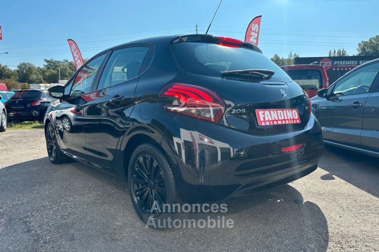 Peugeot 208 1.2 110Ch Tech Edition 5P - <small></small> 10.990 € <small>TTC</small> - #5