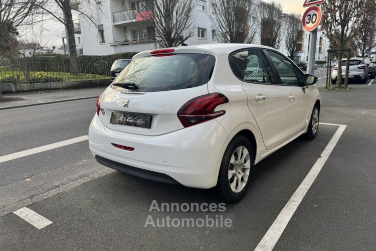 Peugeot 208 1.2 68ch BVM5 Like Distribution neuve - <small></small> 6.990 € <small>TTC</small> - #4