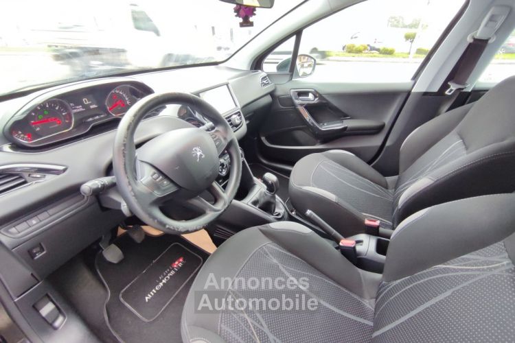 Peugeot 208 1.2 82 Active 96000kms - <small></small> 6.490 € <small>TTC</small> - #11