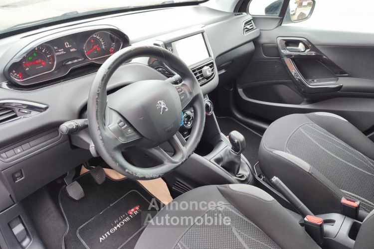 Peugeot 208 1.2 82 Active 96000kms - <small></small> 6.490 € <small>TTC</small> - #25