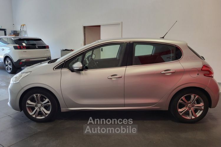 Peugeot 208 1.2 82 ALLURE + DISTRIBUTION OK - <small></small> 8.990 € <small>TTC</small> - #4