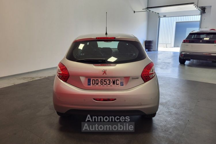 Peugeot 208 1.2 82 ALLURE + DISTRIBUTION OK - <small></small> 8.990 € <small>TTC</small> - #6