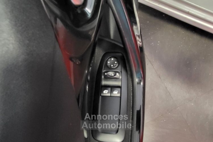 Peugeot 208 1.2 82 ALLURE + DISTRIBUTION OK - <small></small> 8.990 € <small>TTC</small> - #23