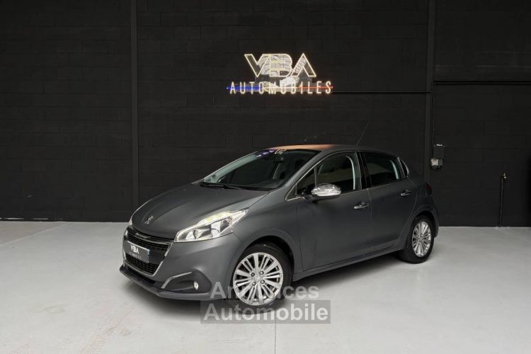 Peugeot 208 1.2 82 Allure - <small></small> 8.490 € <small>TTC</small> - #1