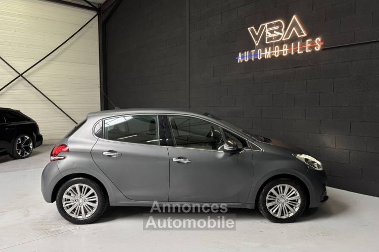 Peugeot 208 1.2 82 Allure - <small></small> 8.490 € <small>TTC</small> - #16