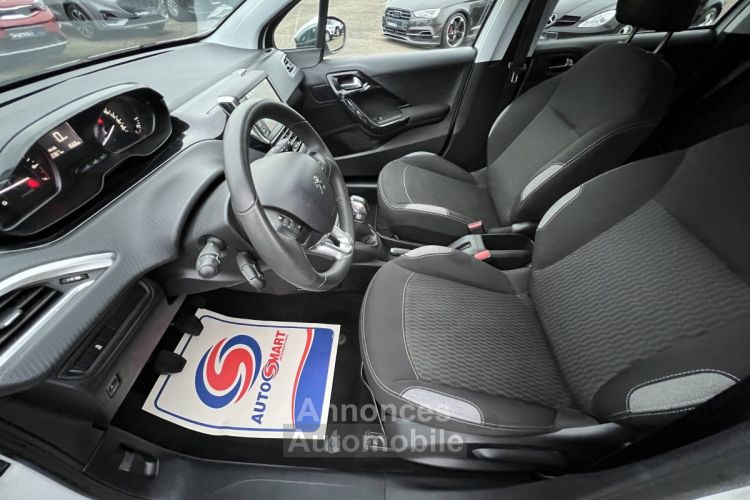 Peugeot 208 1.2 82ch 4cv 5P Style 5Places 58,000Kms Distri OK Garantie Moteur 2ans - <small></small> 7.990 € <small>TTC</small> - #22