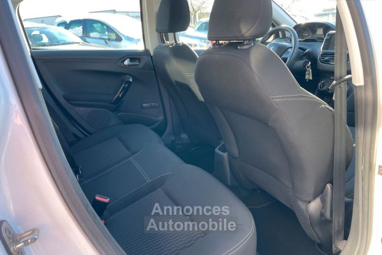 Peugeot 208 1.2 82ch active - <small></small> 5.990 € <small>TTC</small> - #4