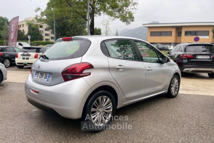 Peugeot 208 1.2 82ch Allure 48.900 Kms - <small></small> 9.790 € <small>TTC</small> - #4