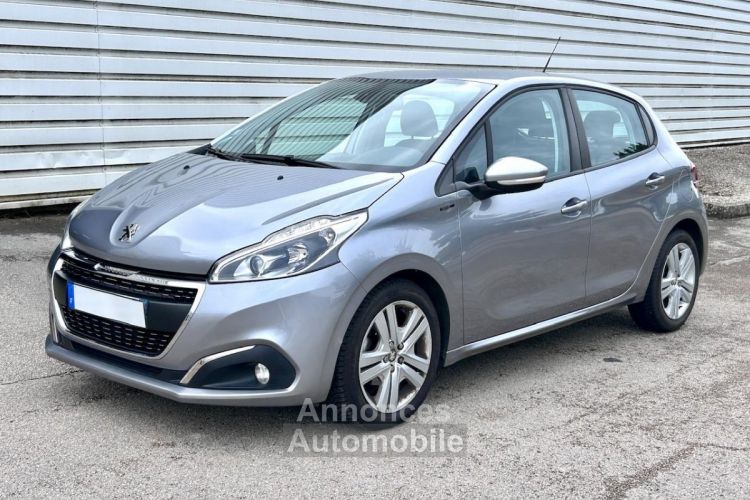 Peugeot 208 1.2 82CH SIGNATURE GRIS ARTENSE - <small></small> 11.040 € <small>TTC</small> - #1