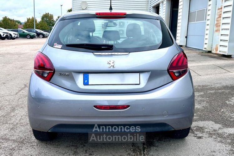 Peugeot 208 1.2 82CH SIGNATURE GRIS ARTENSE - <small></small> 11.040 € <small>TTC</small> - #4