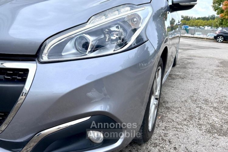 Peugeot 208 1.2 82CH SIGNATURE GRIS ARTENSE - <small></small> 11.040 € <small>TTC</small> - #6