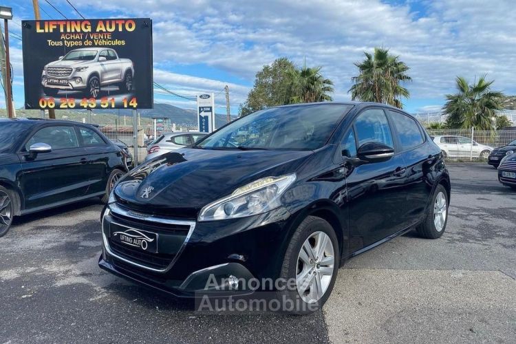 Peugeot 208 1.2 82CH Style - <small></small> 8.990 € <small>TTC</small> - #1