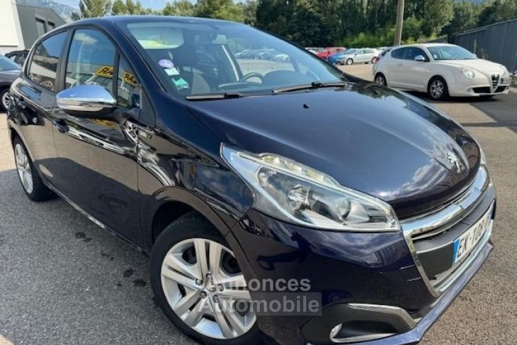 Peugeot 208 1.2 82CH STYLE 5P - <small></small> 8.490 € <small>TTC</small> - #3