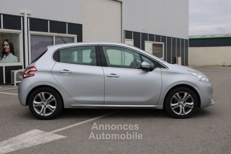 Peugeot 208 1.2 active 5p - garantie 12 mois - <small></small> 5.990 € <small>TTC</small> - #6