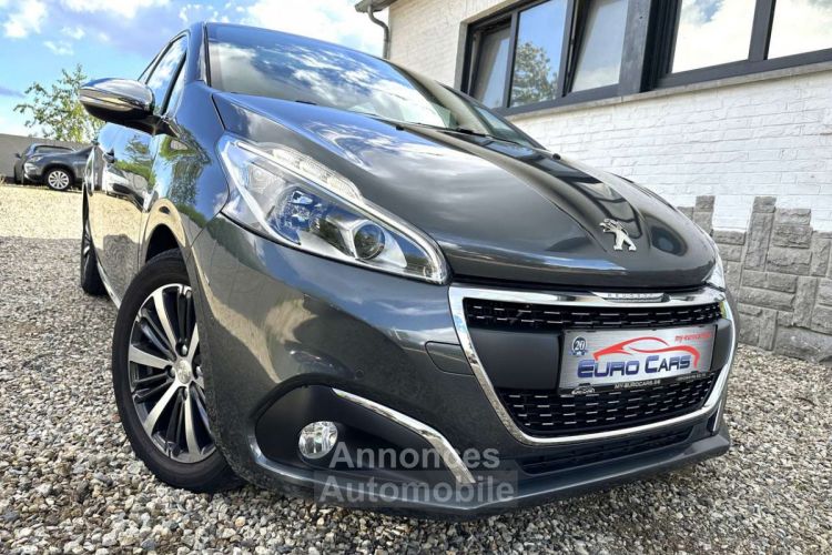 Peugeot 208 1.2 Allure BTE AUTO-NAVI-CAMERA-OPEN DAK-CARPLAY - <small></small> 10.490 € <small>TTC</small> - #2