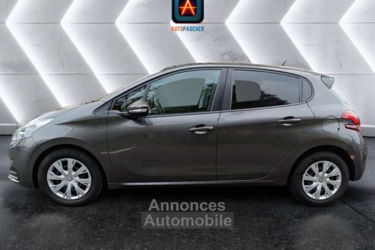 Peugeot 208 1.2 ess - 82ch Finition Business confort pack garantie 12 mois - <small></small> 8.250 € <small>TTC</small> - #2