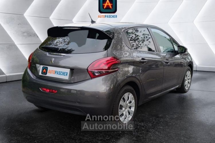 Peugeot 208 1.2 ess - 82ch Finition Business confort pack garantie 12 mois - <small></small> 8.250 € <small>TTC</small> - #5