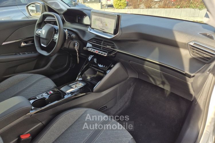 Peugeot 208 1.2 Hybrid e-DSC6 100 Boîte auto ALLURE GPS - <small></small> 22.390 € <small>TTC</small> - #17