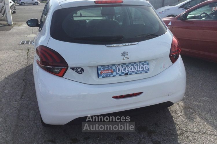 Peugeot 208 1.2 LIKE - <small></small> 8.990 € <small>TTC</small> - #12