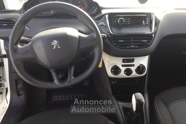 Peugeot 208 1.2 LIKE - <small></small> 8.990 € <small>TTC</small> - #23