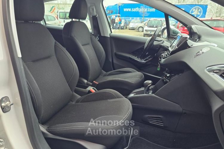 Peugeot 208 1.2 PT 110ch ALLURE COURROIE OK-ROUES NEIGE + ROUES ETE - <small></small> 8.490 € <small>TTC</small> - #12