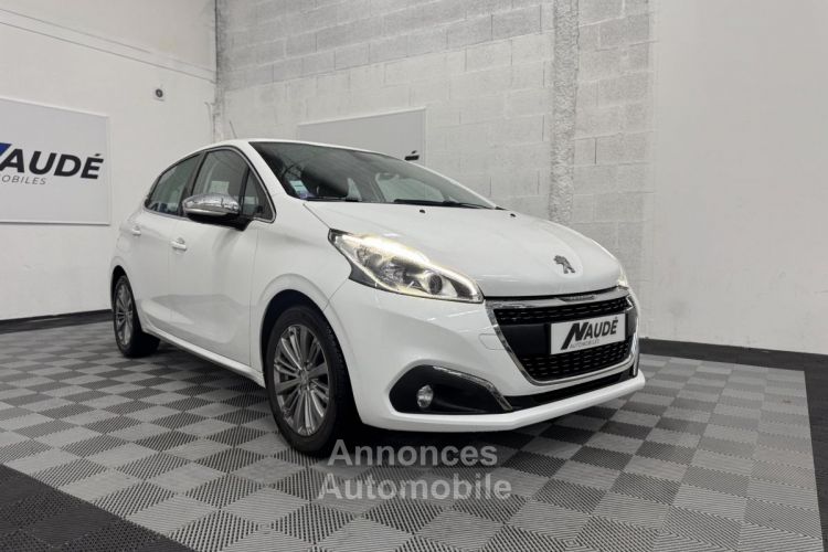 Peugeot 208 1.2 Pure Tech 110 CH  ALLURE - <small></small> 9.990 € <small>TTC</small> - #1