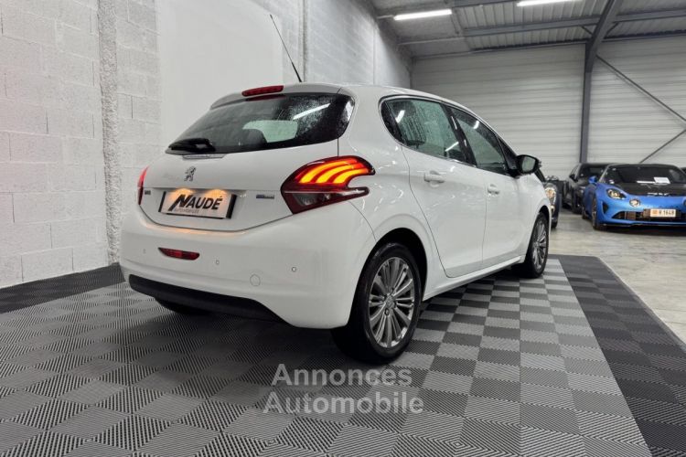 Peugeot 208 1.2 Pure Tech 110 CH  ALLURE - <small></small> 9.990 € <small>TTC</small> - #7