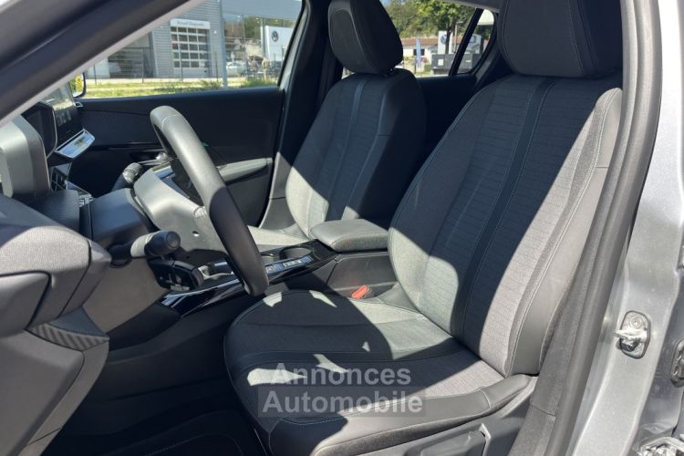 Peugeot 208 1.2 PureTech 100 ch ALLURE PACK BVM6 - NAVIGATION 3D CONNECTEE - <small></small> 18.990 € <small>TTC</small> - #10