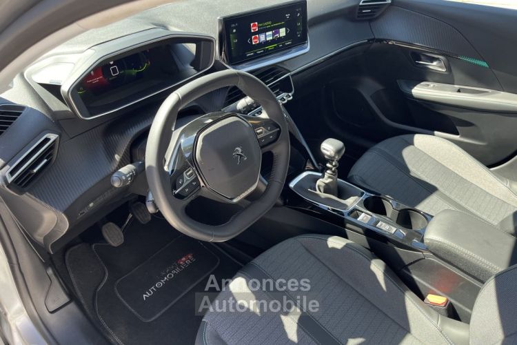 Peugeot 208 1.2 PureTech 100 ch ALLURE PACK BVM6 - NAVIGATION 3D CONNECTEE - <small></small> 18.990 € <small>TTC</small> - #12