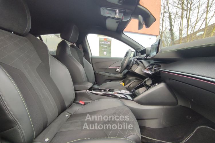 Peugeot 208 1.2 Puretech 100 GT Pack EAT 8 1ère main - <small></small> 17.990 € <small>TTC</small> - #23