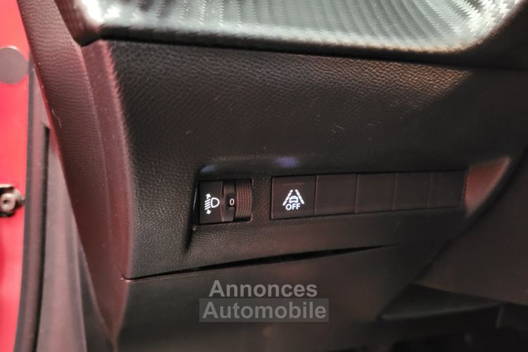 Peugeot 208 1.2 PURETECH 100 S&S ACTIVE + CARPLAY ET RADAR - <small></small> 15.490 € <small>TTC</small> - #25