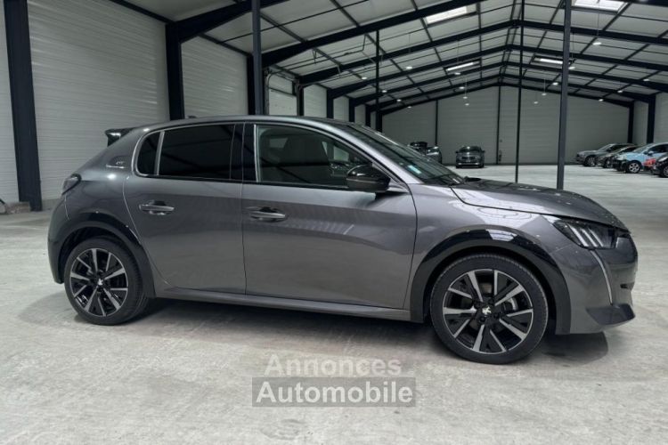 Peugeot 208 1.2 PURETECH 100CV EAT8 GT + ADML + PACK DRIVE ASSIST PLUS GRIS PLATINIUM / TOIT NOIR - <small></small> 20.700 € <small>TTC</small> - #1