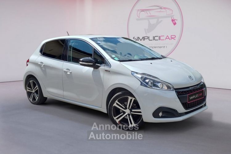 Peugeot 208 1.2 PureTech 110 ch SS EAT6 GT Line - ENTRETIEN - <small></small> 12.990 € <small>TTC</small> - #1