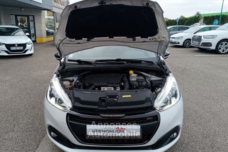 Peugeot 208 1.2 PureTech 110 CV GT LINE S&S - <small></small> 11.690 € <small>TTC</small> - #25