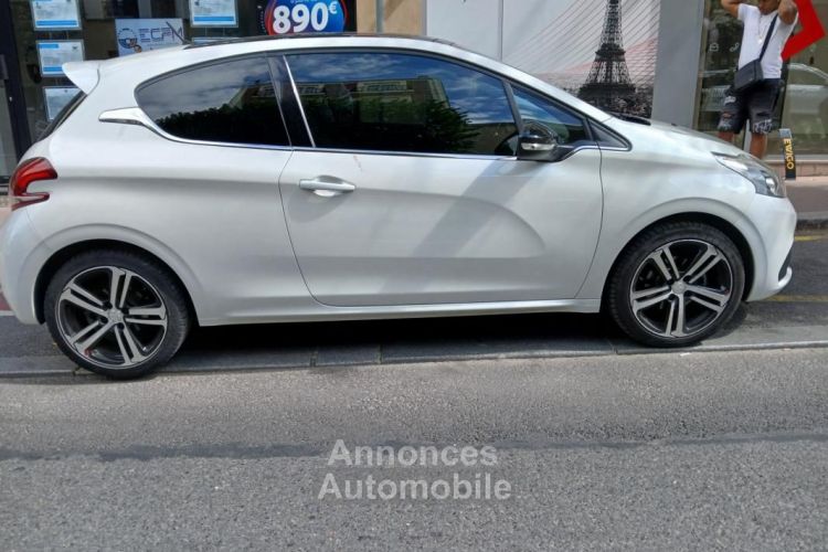 Peugeot 208 1.2 PURETECH 110 GT LINE COURROIE NEUVE Garantie 6 mois - <small></small> 9.170 € <small>TTC</small> - #6