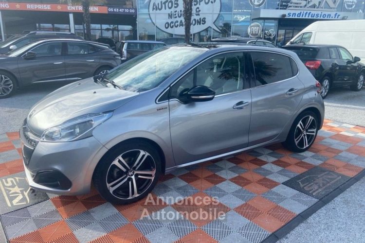 Peugeot 208 1.2 PURETECH 110 GT LINE TOIT PANO 1ère main - <small></small> 11.850 € <small>TTC</small> - #1