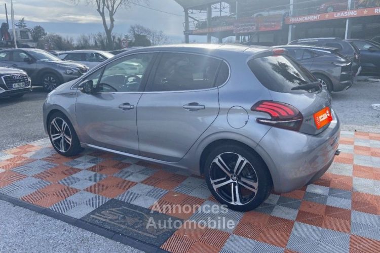 Peugeot 208 1.2 PURETECH 110 GT LINE TOIT PANO 1ère main - <small></small> 11.850 € <small>TTC</small> - #7