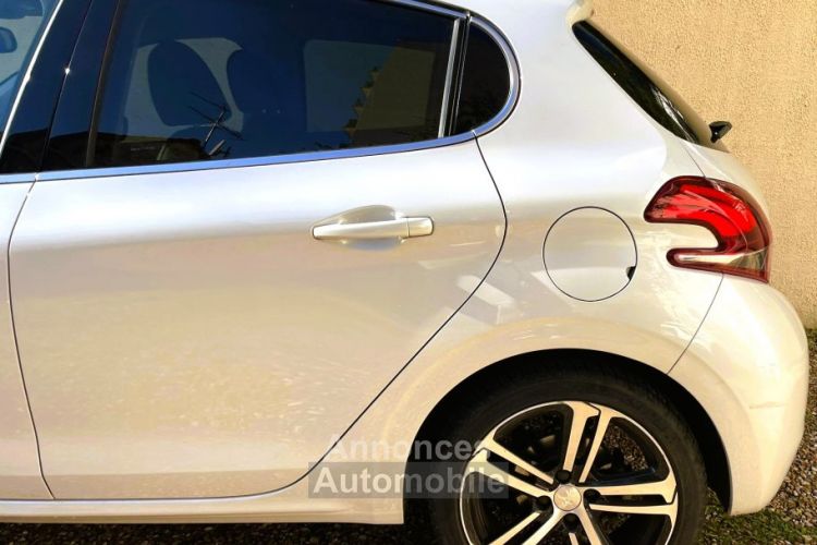 Peugeot 208 1.2 PURETECH 110 S&S GT LINE EAT6 5P DISTRIBUTION REMPLACEE - <small></small> 9.990 € <small>TTC</small> - #13