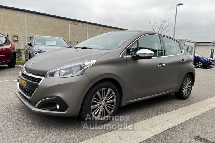 Peugeot 208 1.2 puretech 110CH ALLURE BUSINESS APPLE CARPLAY CAMERA DE RECUL COUROIE NEUVE - <small></small> 7.380 € <small>TTC</small> - #2