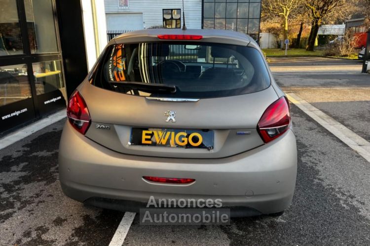 Peugeot 208 1.2 puretech 110CH ALLURE BUSINESS APPLE CARPLAY CAMERA DE RECUL COUROIE NEUVE - <small></small> 7.380 € <small>TTC</small> - #5