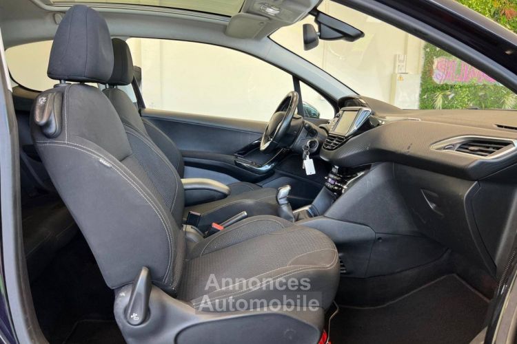 Peugeot 208 1.2 PureTech 110ch Allure S&S 3p - <small></small> 7.990 € <small>TTC</small> - #18