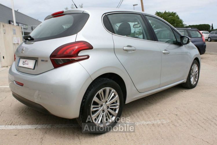 Peugeot 208 1.2 PURETECH 110CH ALLURE S&S 5P - <small></small> 8.990 € <small>TTC</small> - #4